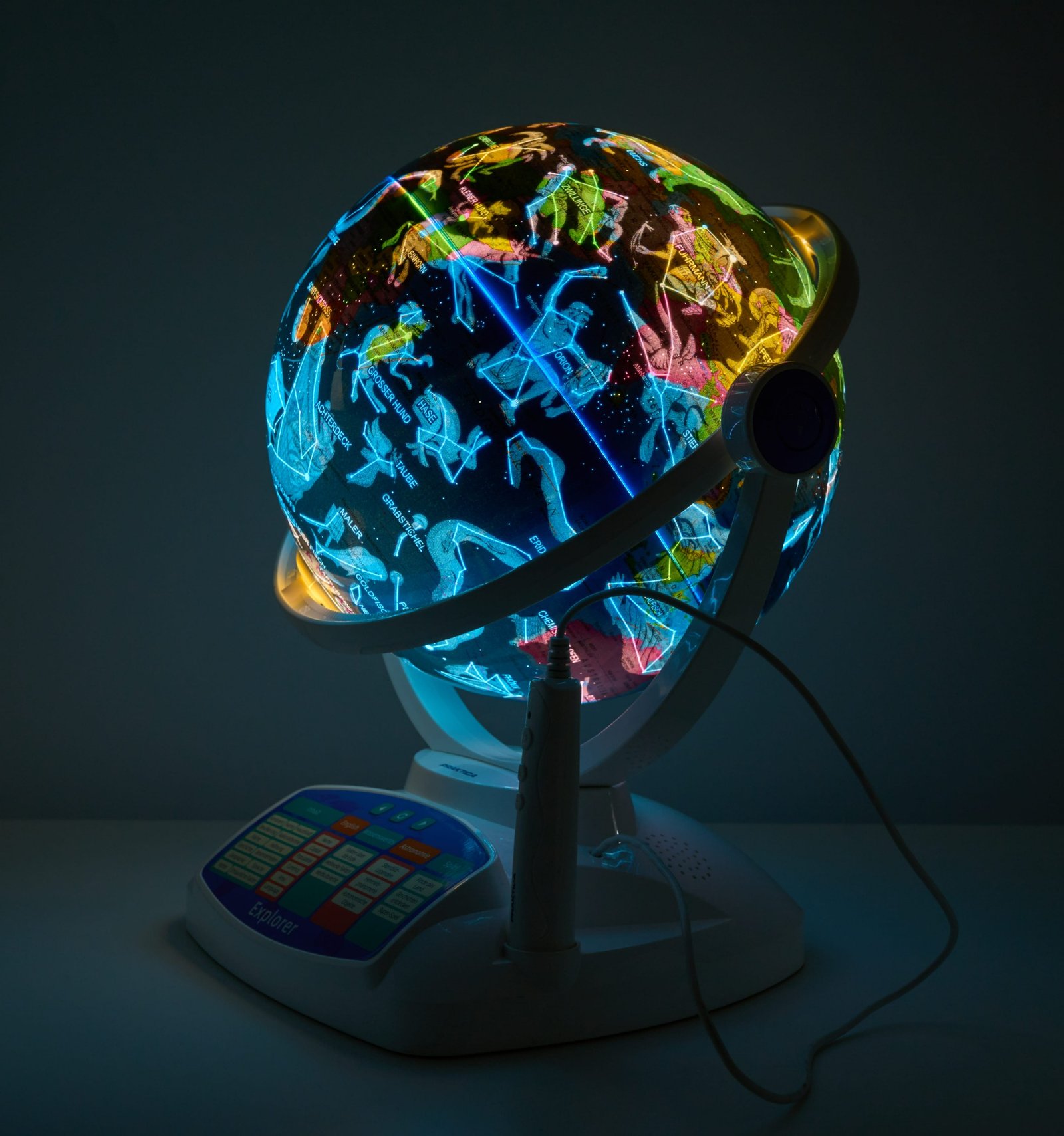 Leuchtender Sternenhimmel des Praktica Explorer AR Globus